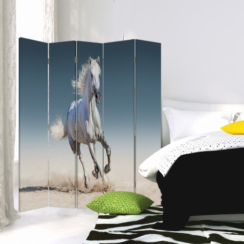 Paravent pliable composé de cinq parties cheval courant sur le sable feeby-01